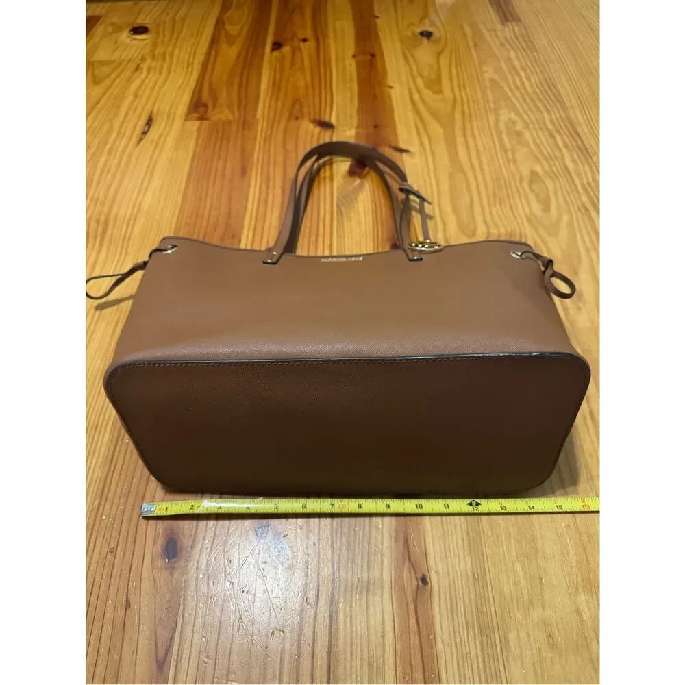 Michael Kors Jet Set Travel Large Drawstring Voyager Tote Bag Tan Brown